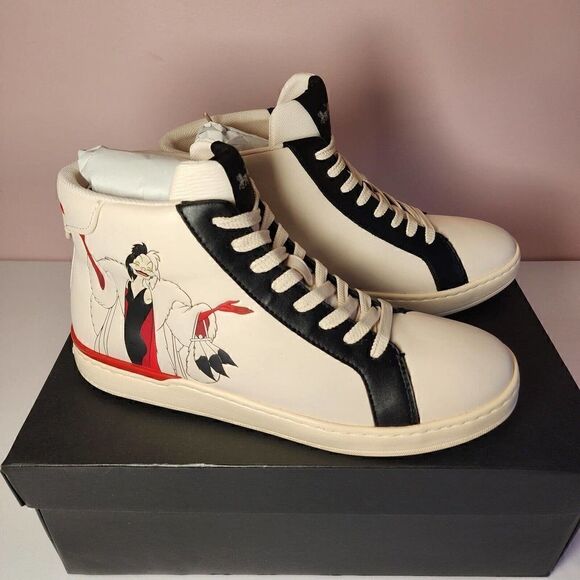NIB CD248 COACH x Disney Clip High Top Sneaker With Cruella Motif Size 10 - Picture 1 of 7